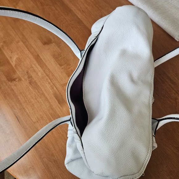 B Makowsky White Leather Shoulder Bag - Picture 9 of 13